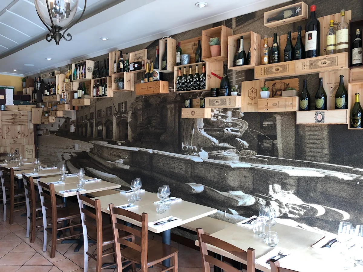 Vibe, Osteria Riva