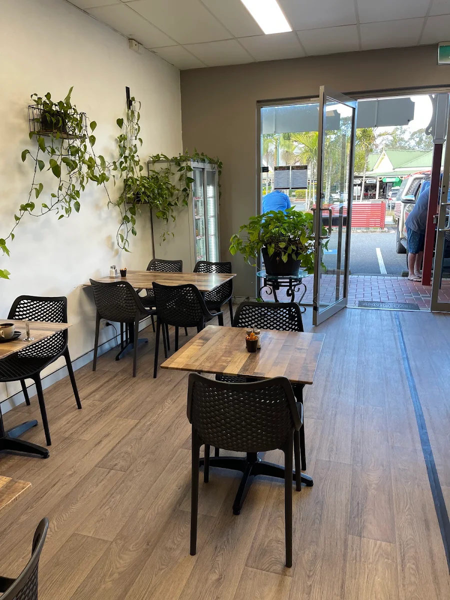 Vibe, Spokes Cafe