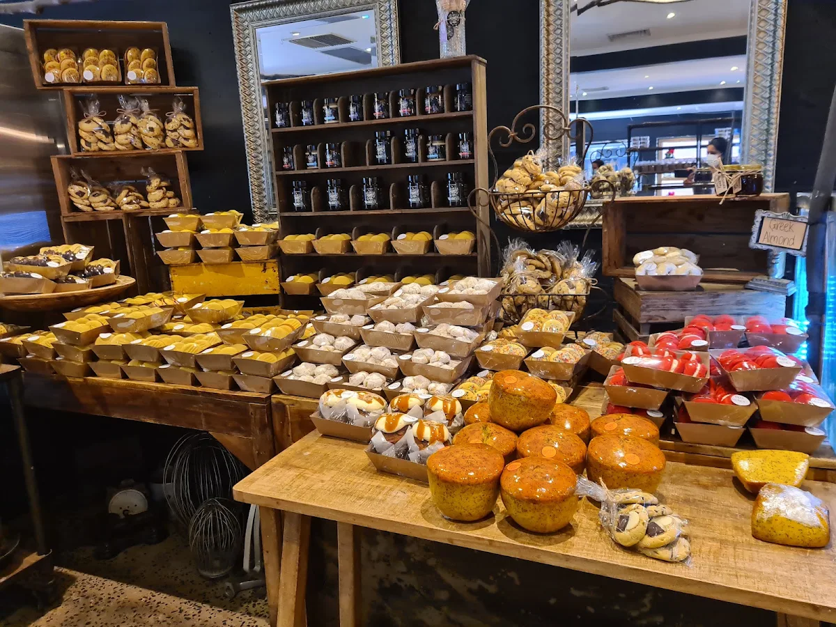 Vibe, Emerald Village Bakery & Cafe