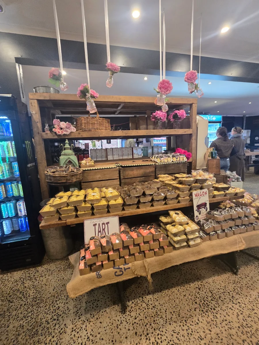 Vibe, Emerald Village Bakery & Cafe