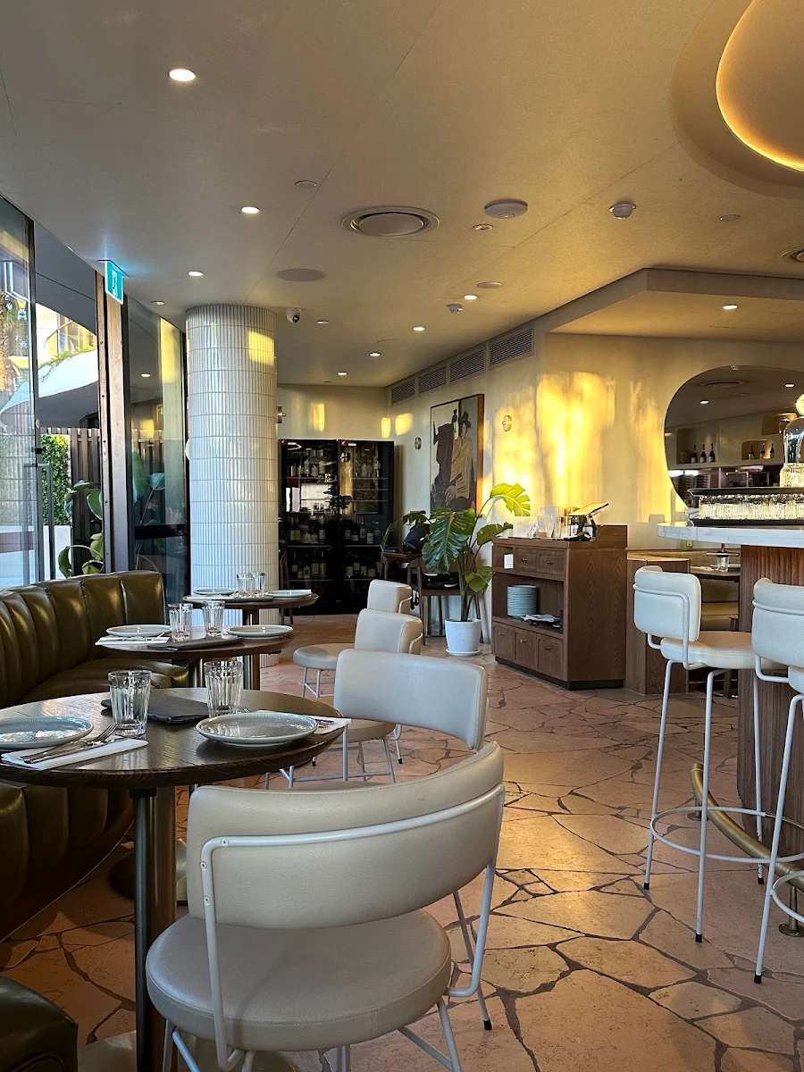 Vibe, D.O.C St Kilda - Pizza & Pasta Bar