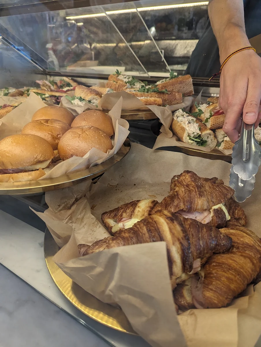 Food & drink, Café Lautrec