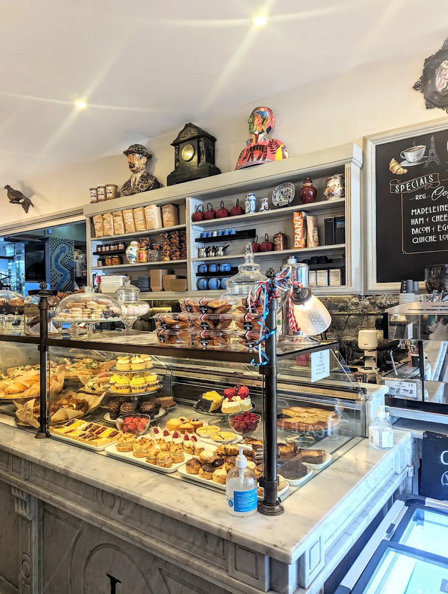 Vibe, Café Lautrec