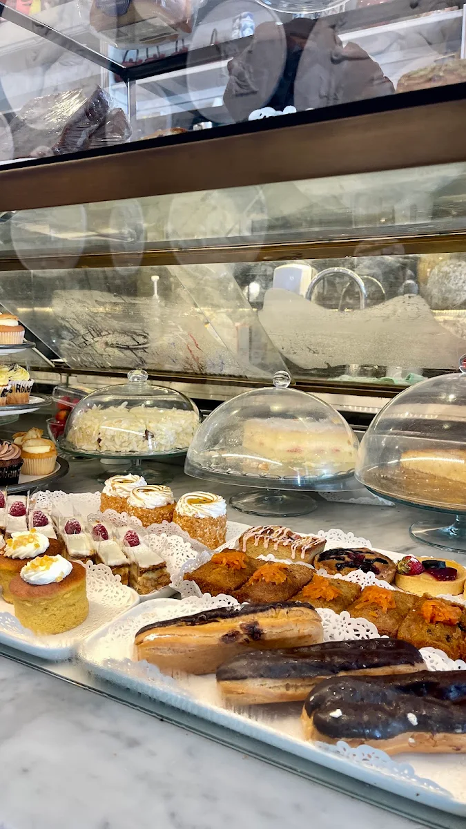 Vibe, Café Lautrec