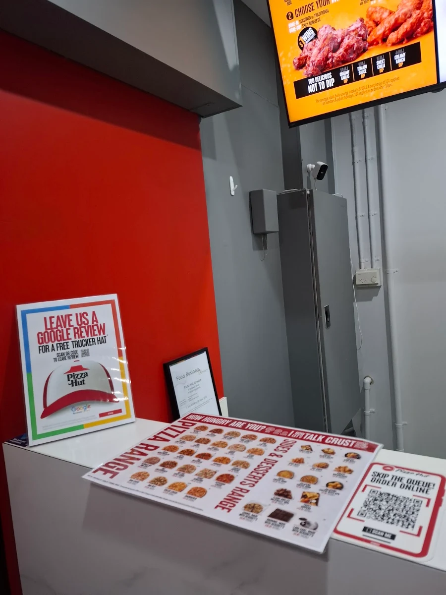 Menu, Pizza Hut Ipswich