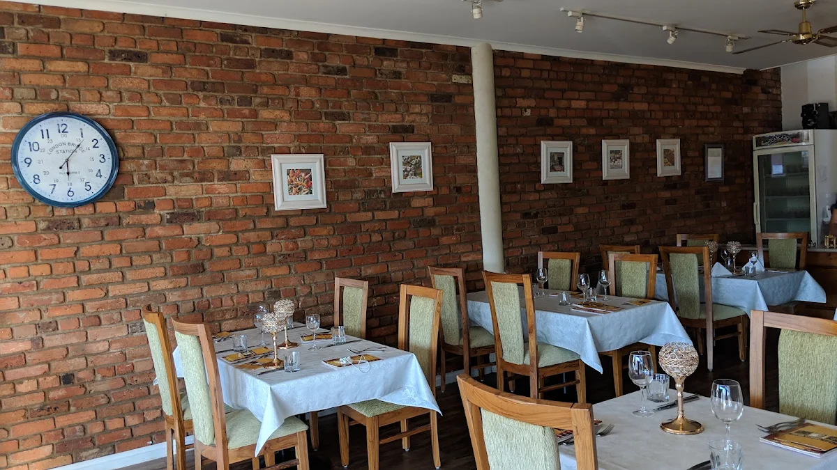 Vibe, Cinnamon Cafe and Restaurant