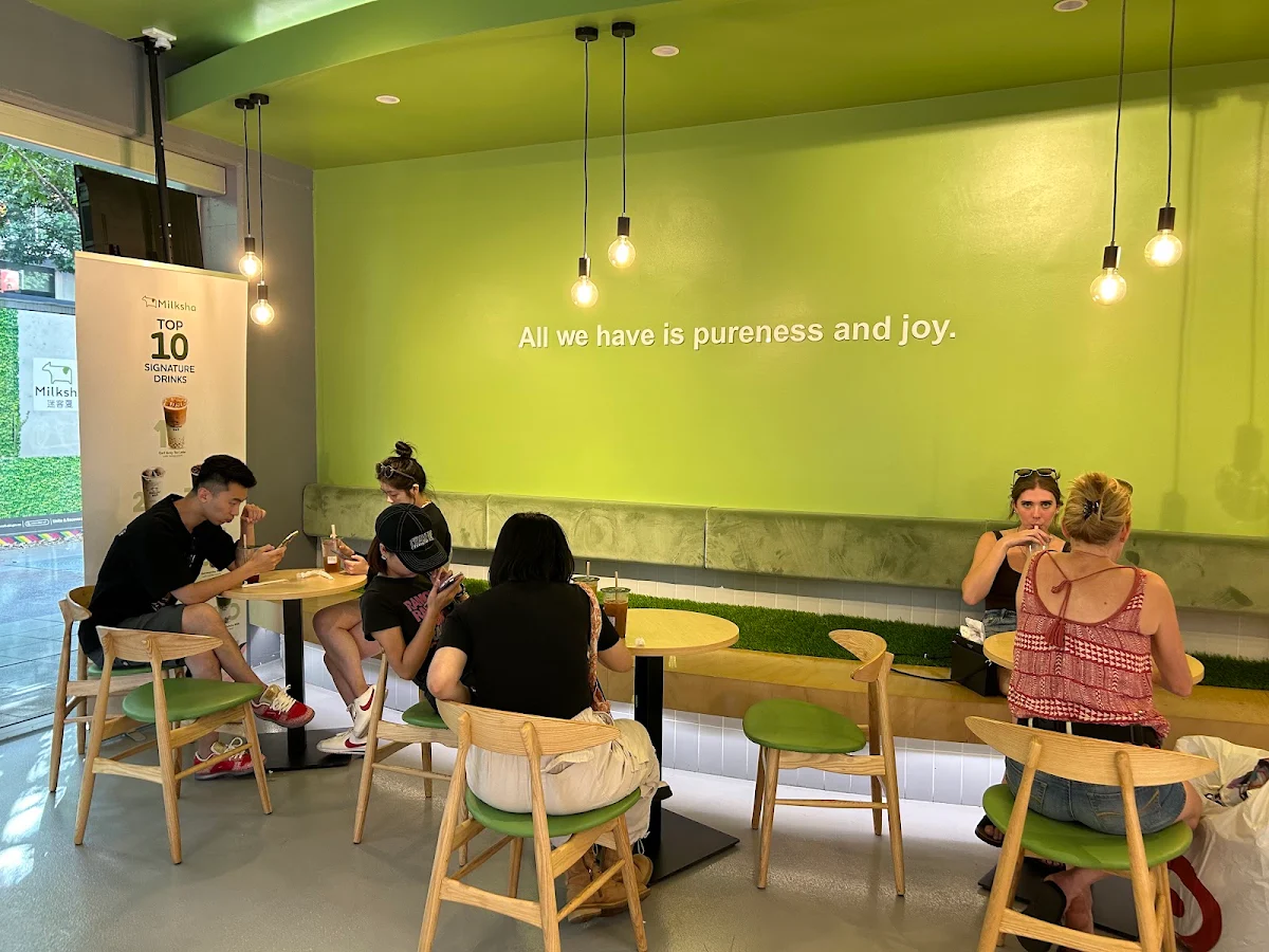 Vibe, Milksha Queensland Albert St