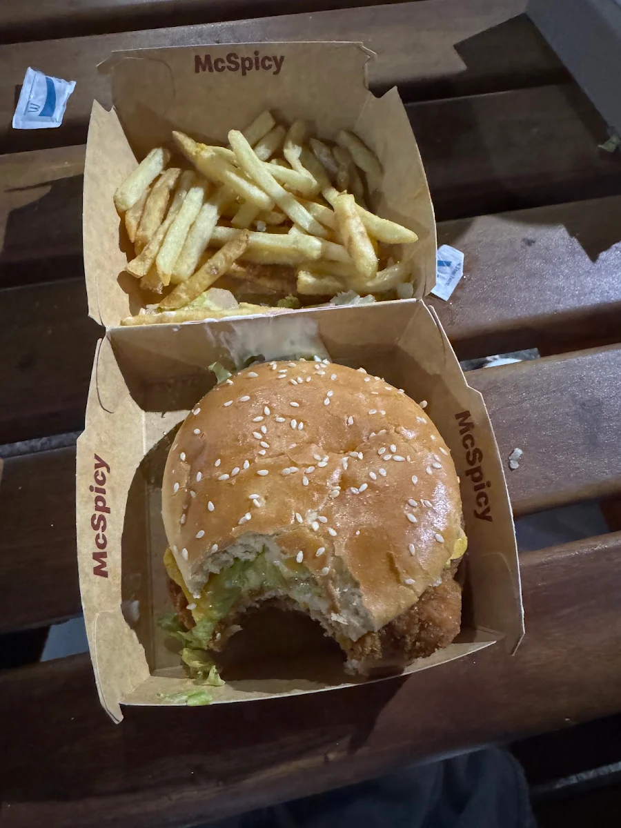Food & drink, McDonald's Maroubra