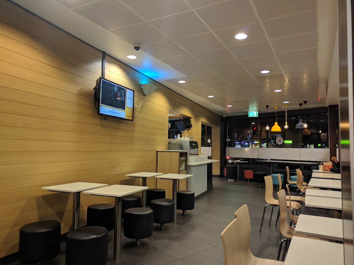 Vibe, McDonald's Maroubra