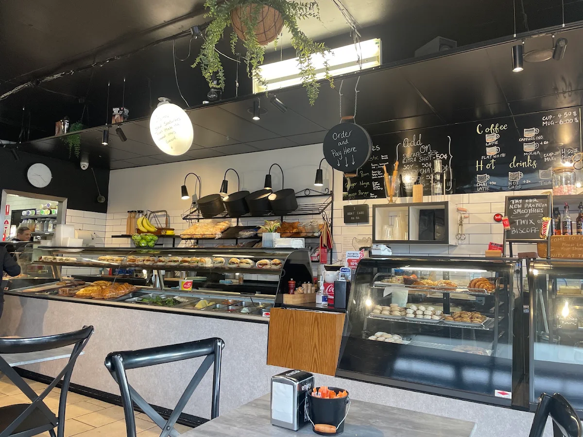 Vibe, Rosetti's Bar & Cafe