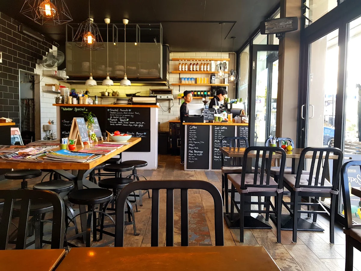 Vibe, Blackwall Cafe