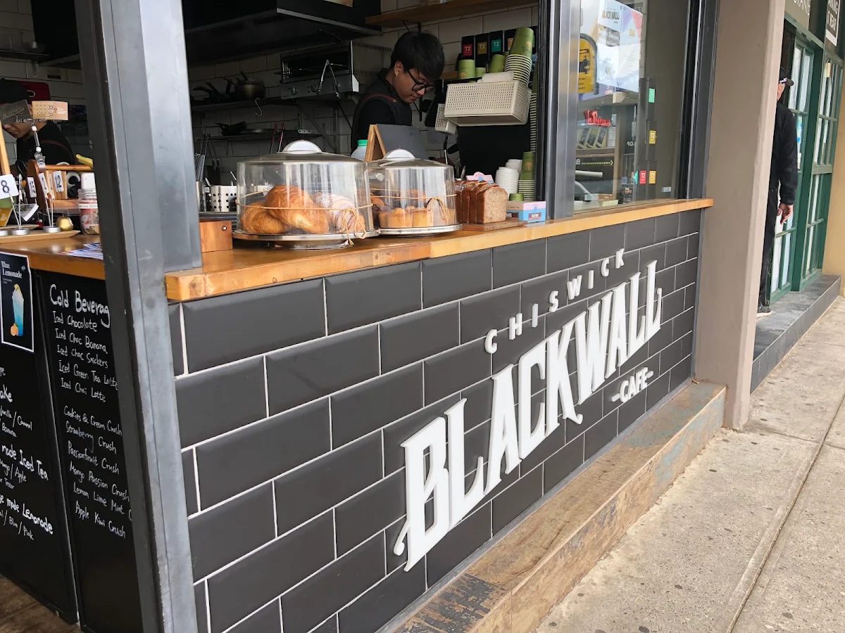 Vibe, Blackwall Cafe