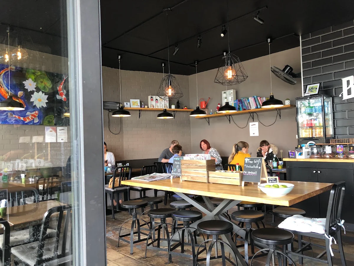 Vibe, Blackwall Cafe