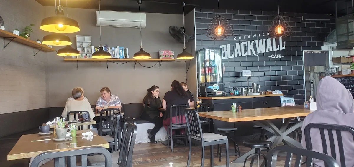 Vibe, Blackwall Cafe