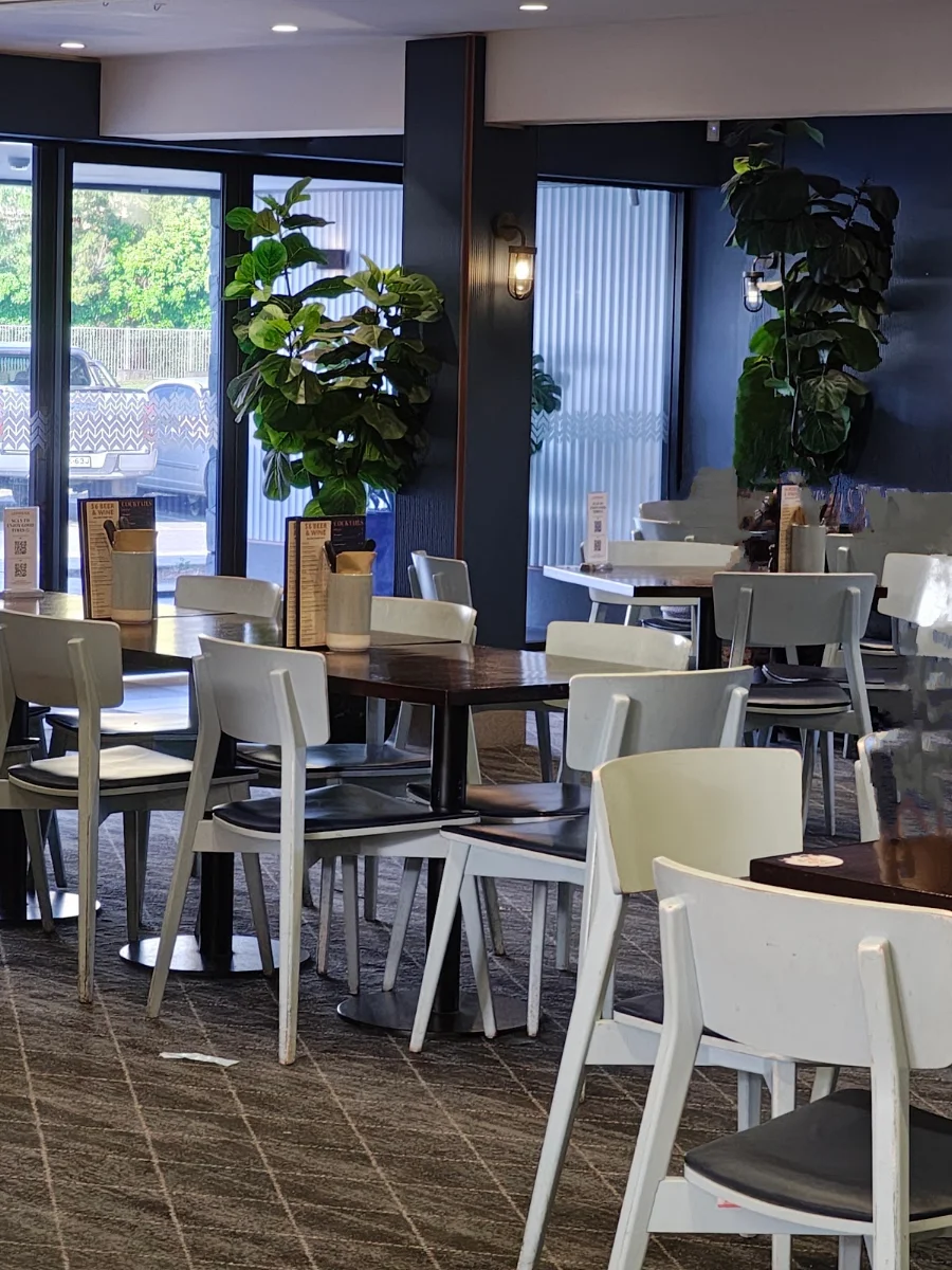 Vibe, Leumeah Hotel