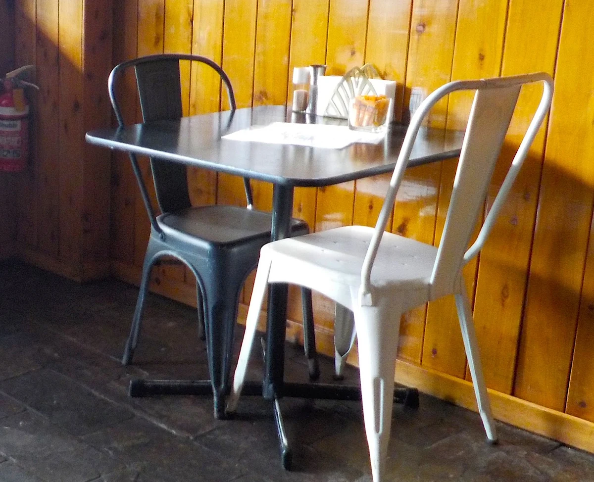 Vibe, Utopia cafe Kingaroy