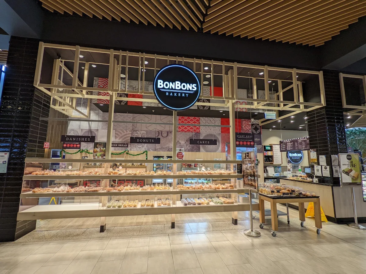 Vibe, Bonbons Bakery M-City