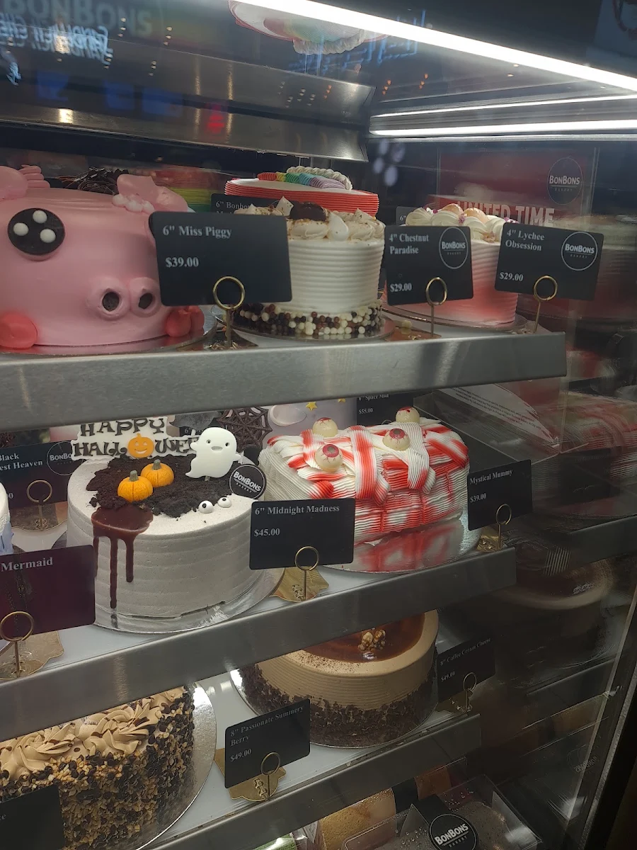 Vibe, Bonbons Bakery M-City