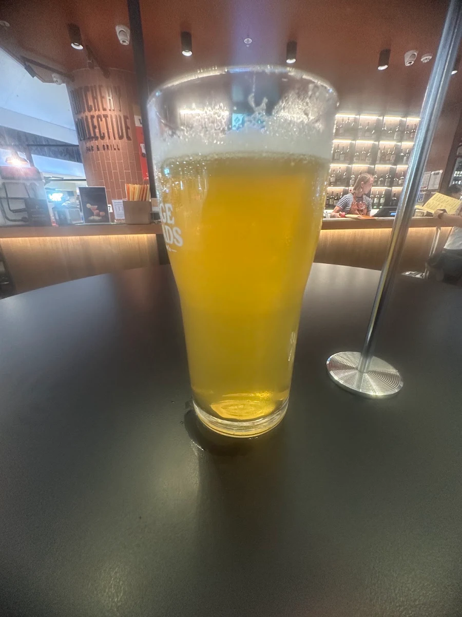 Food & drink, Chateau Le Nipper
