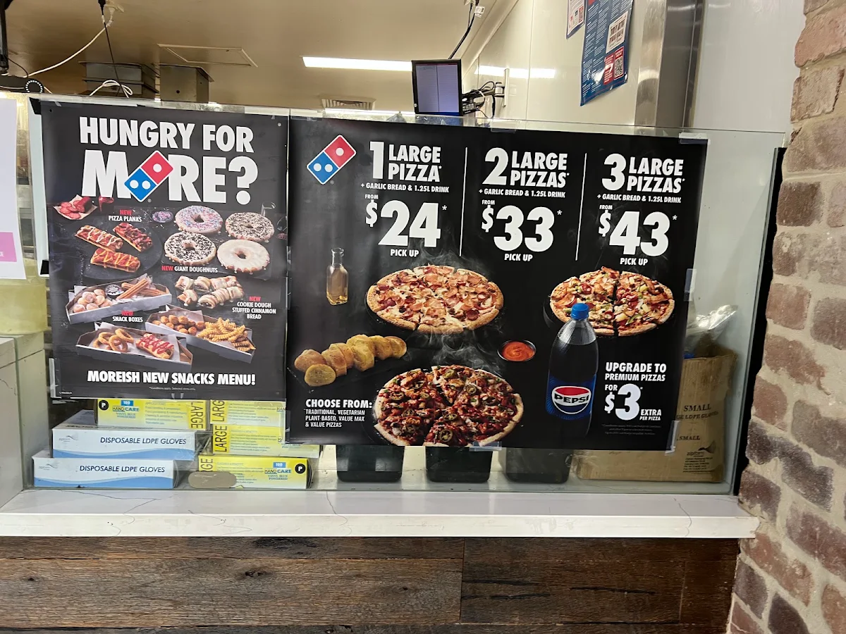 Menu, Domino's Pizza Quakers Hill