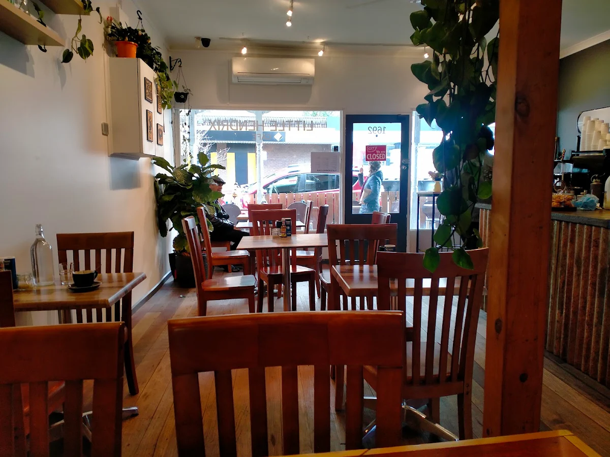Vibe, Little Hendrix Cafe