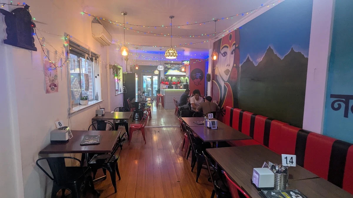 Vibe, Magic Momo Kafe West Footscray