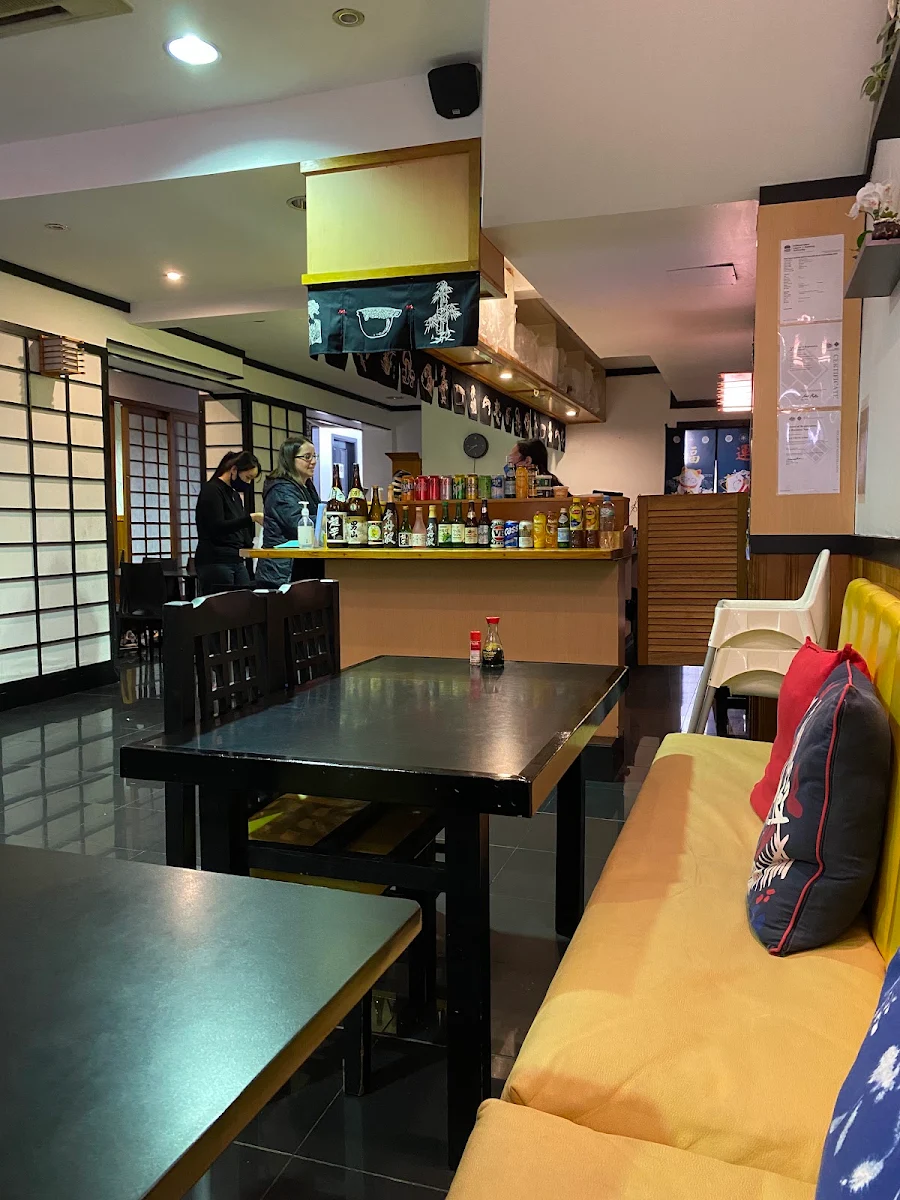 Vibe, Kaze Fresh Sushi Epping