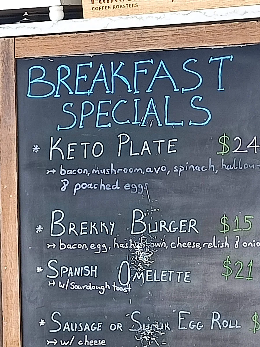 Menu, Batch 10 Cafe