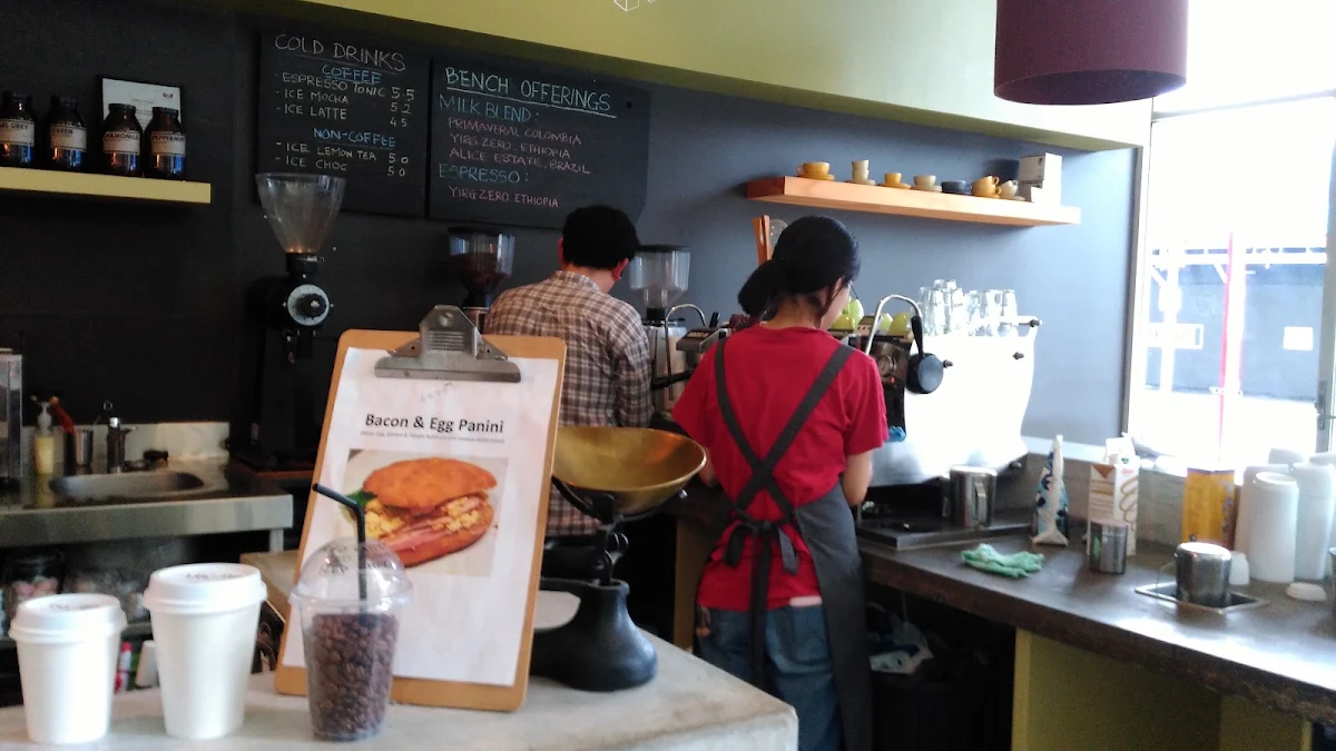 Vibe, Bench Espresso