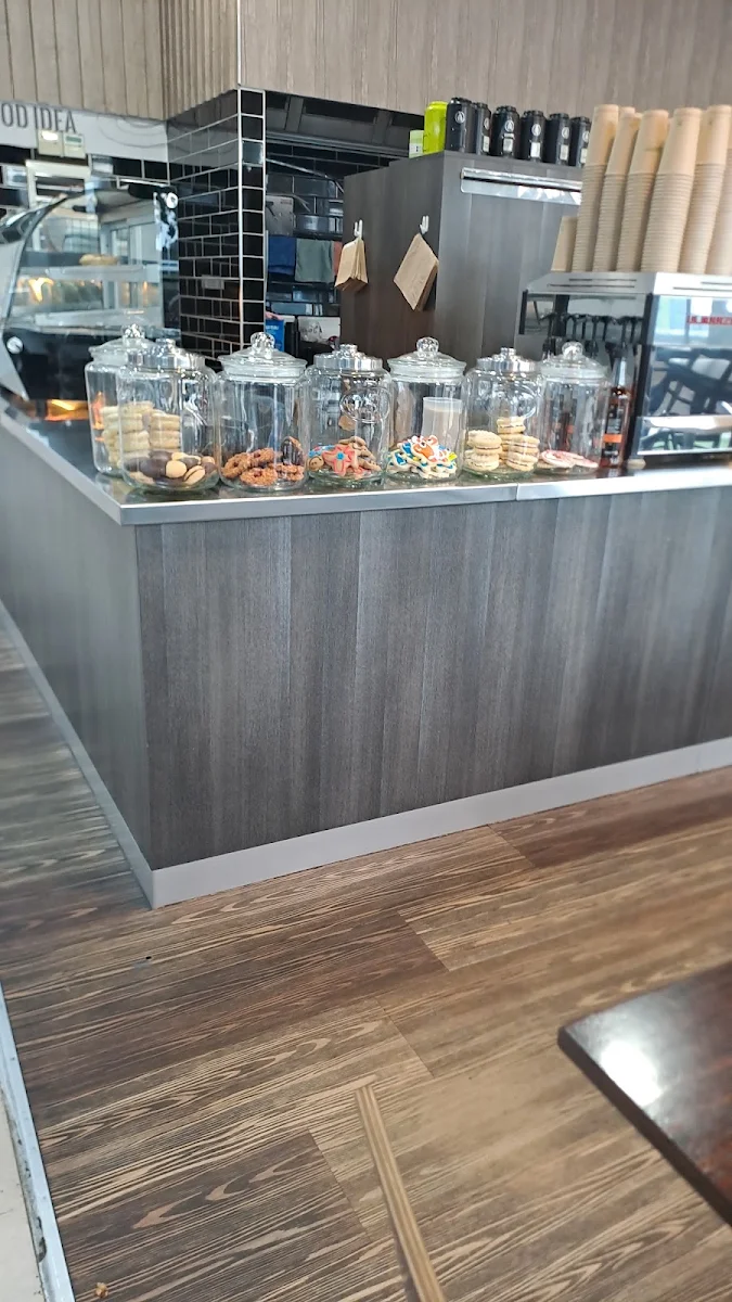 Vibe, PM's Coffee