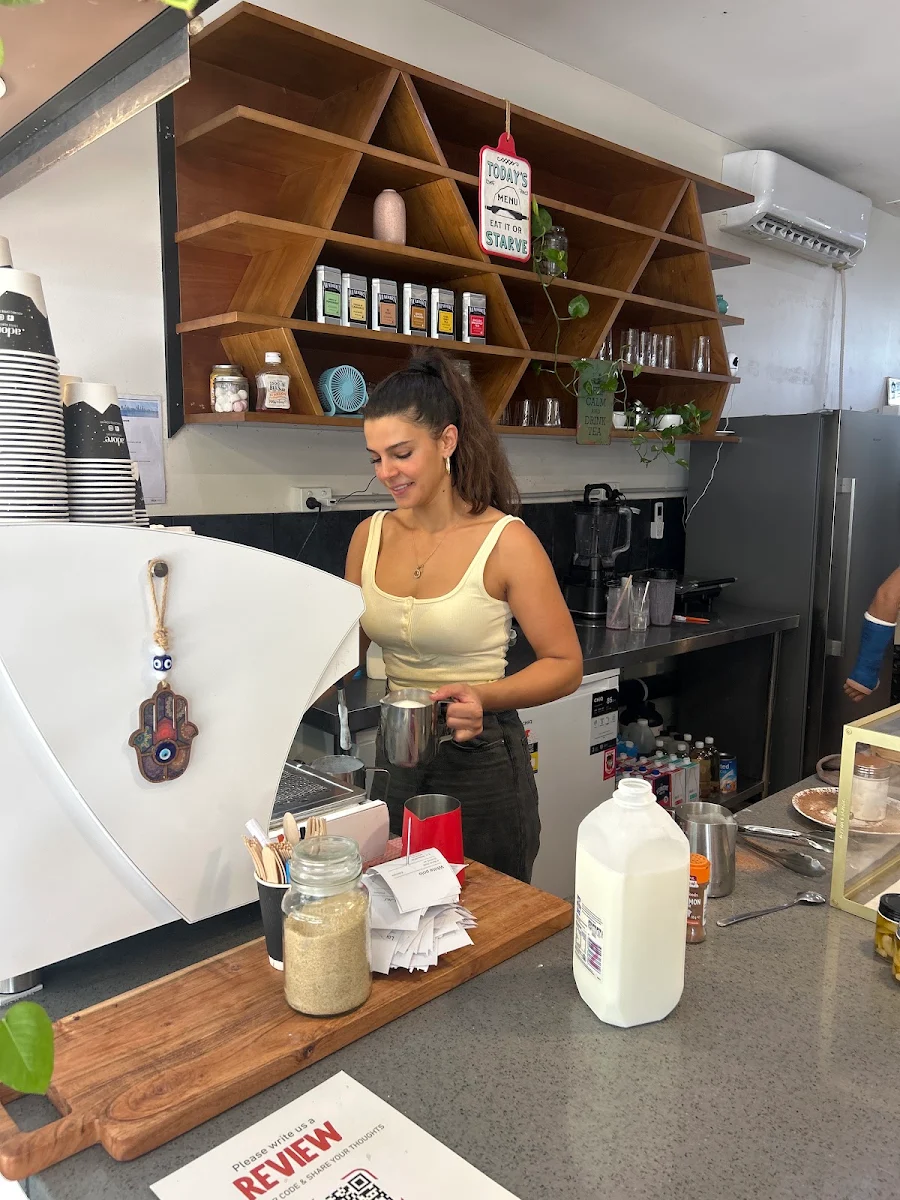 Vibe, Balaboosta cafe