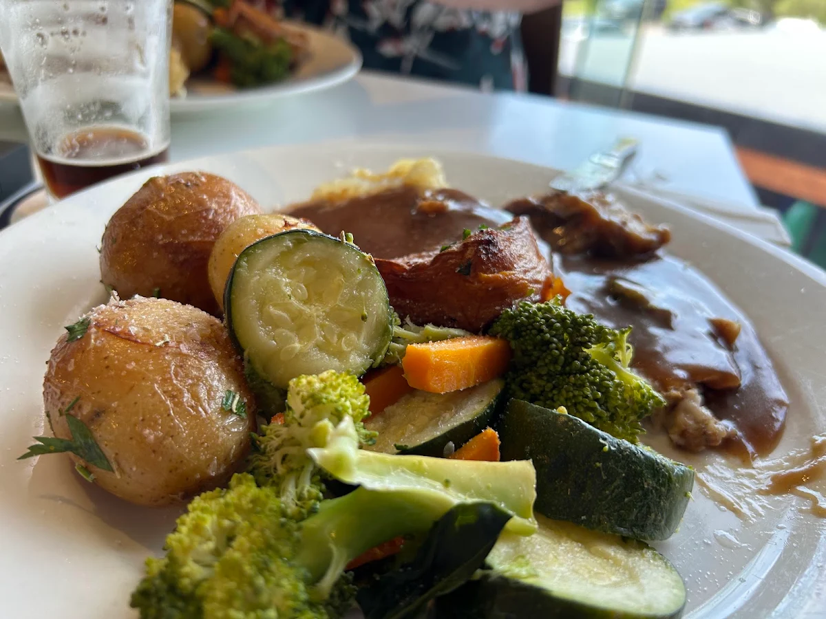 Food & drink, Skillion Brasserie @ Breakers Country Club