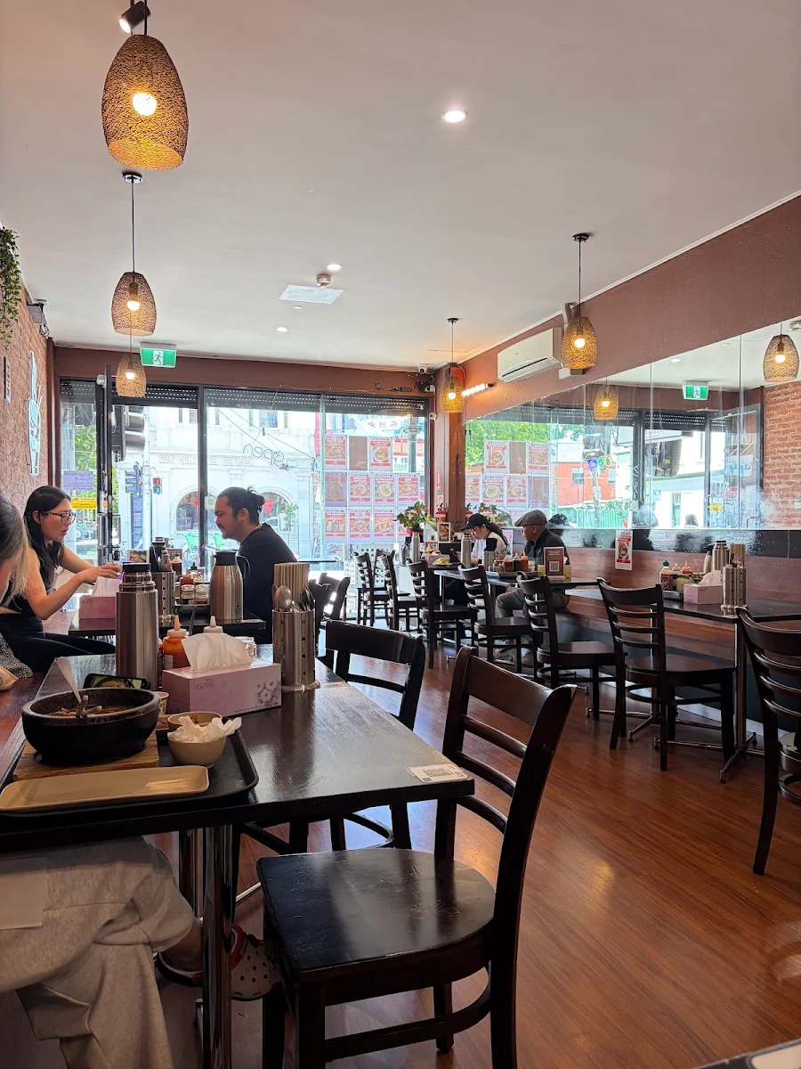 Vibe, Pho Nho Richmond