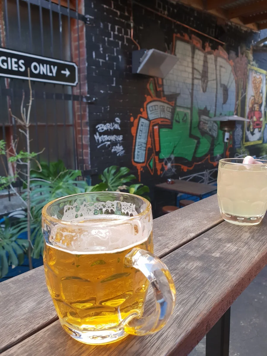 Food & drink, Paradise Alley