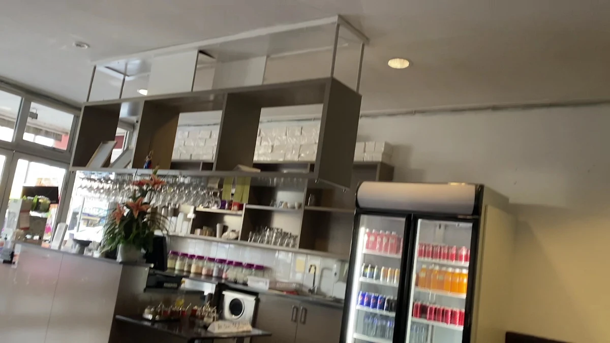 Vibe, Salween Thai Restaurant