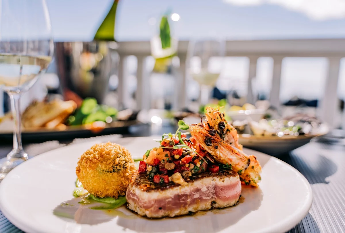 Food & drink, Latitude 30 Restaurant