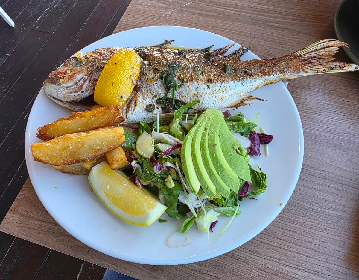 Food & drink, Latitude 30 Restaurant