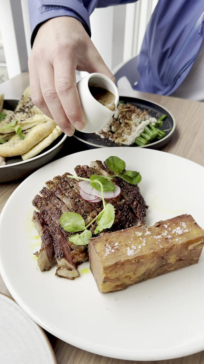 Food & drink, Latitude 30 Restaurant