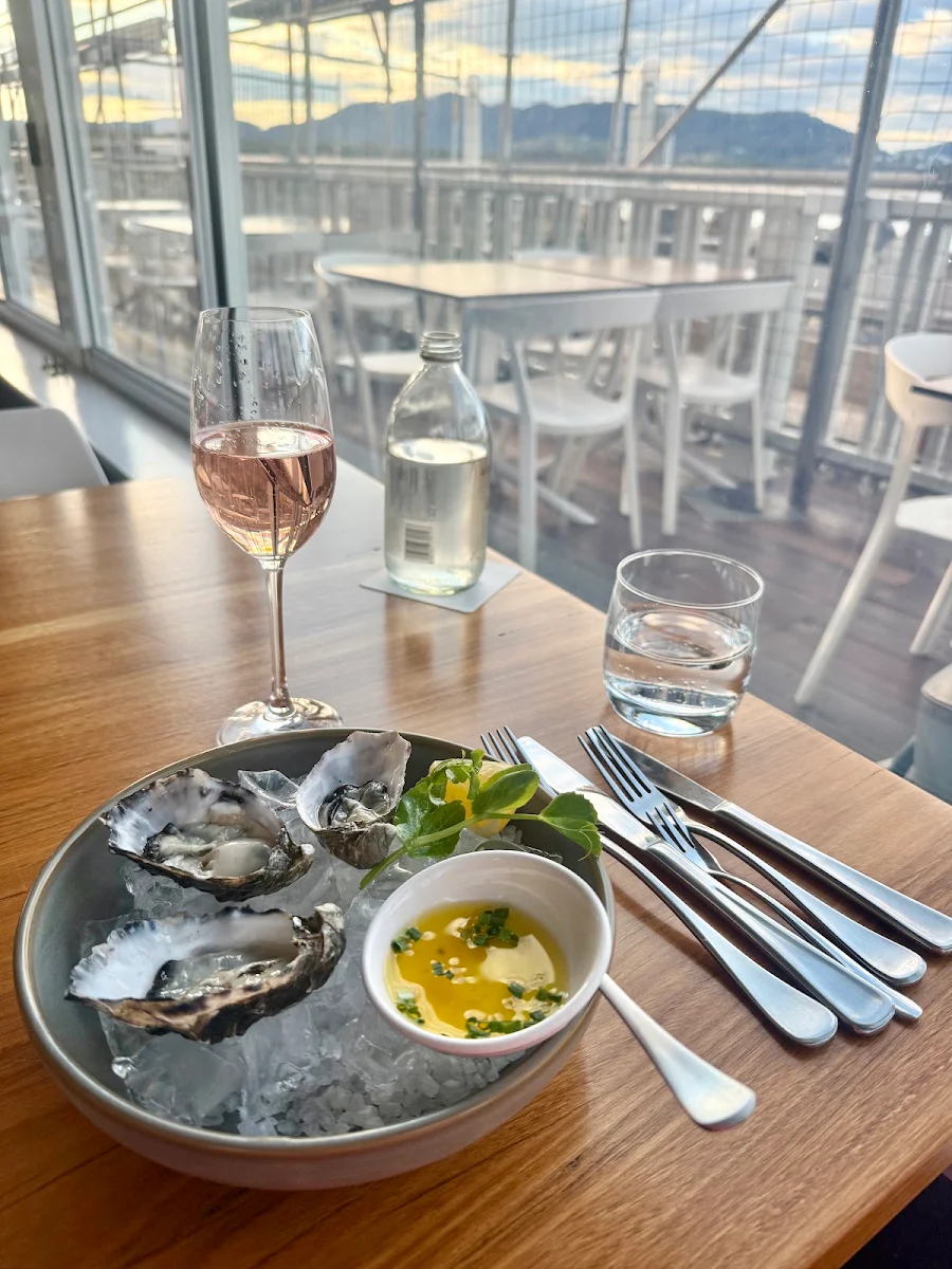 Food & drink, Latitude 30 Restaurant
