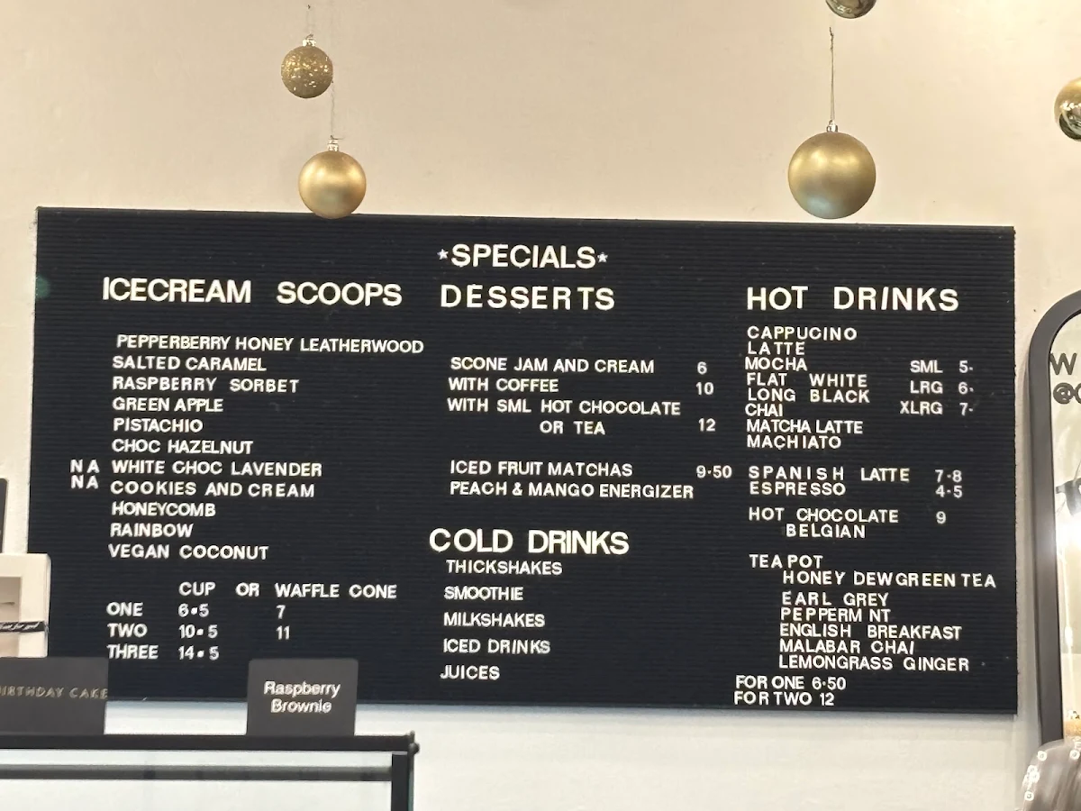 Menu, Charlie's Dessert House