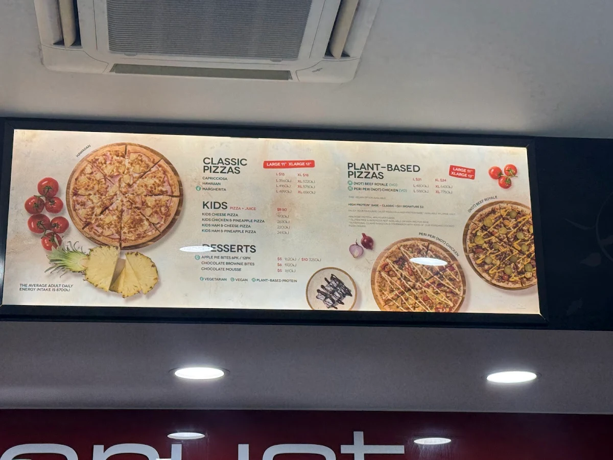 Menu, Crust Pizza Como