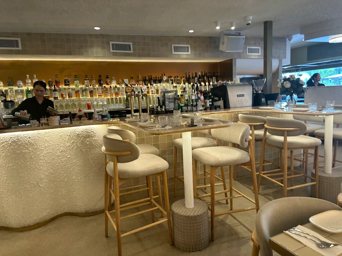 Vibe, LIMLAY Thai Street Food & Bar