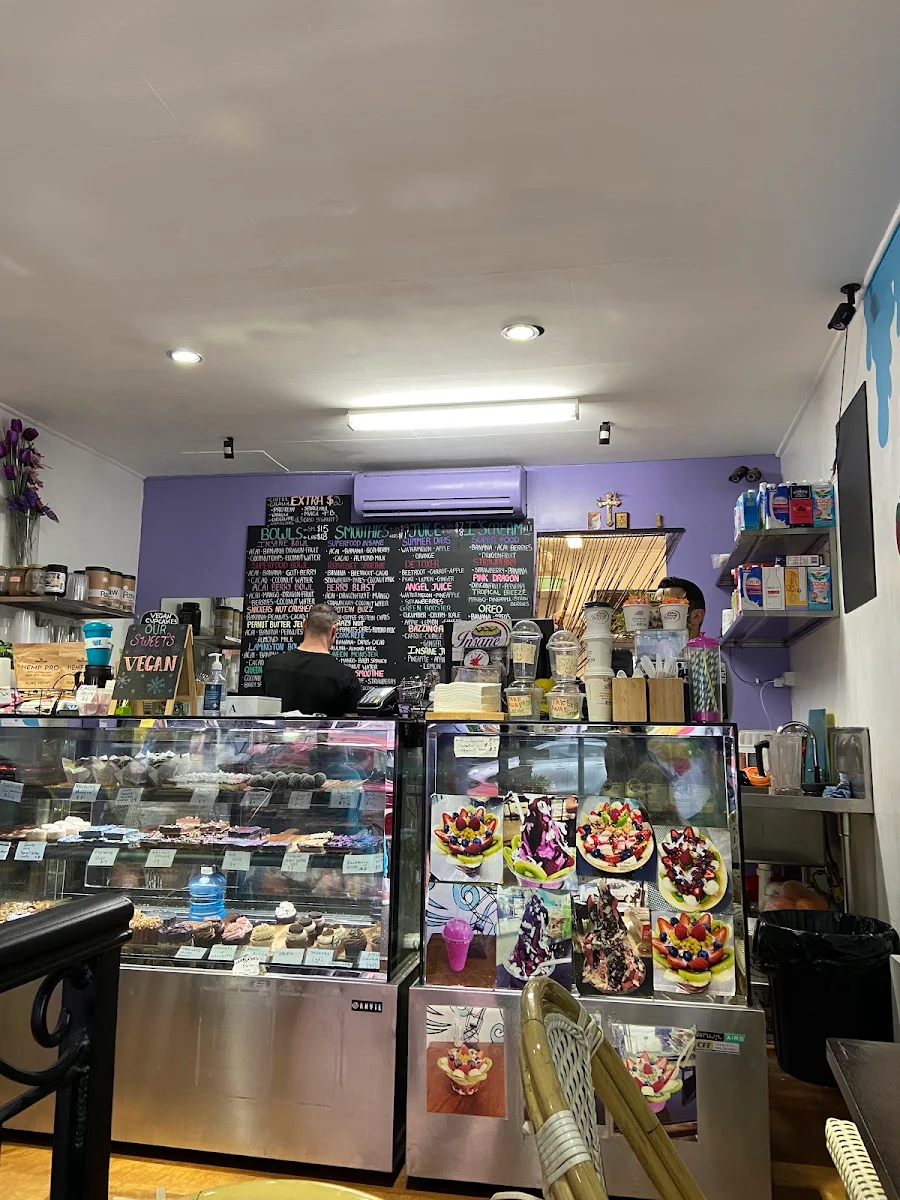 Vibe, Insane Acai Bar