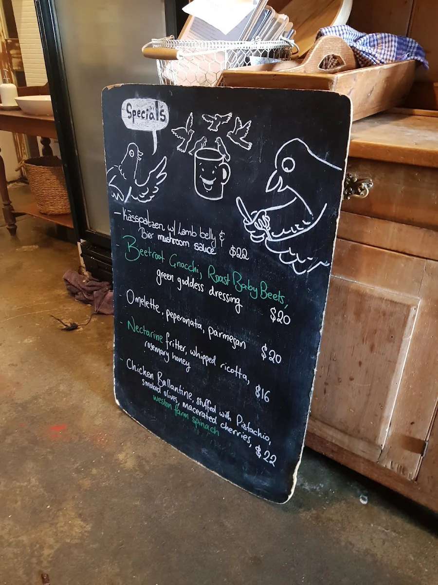 Menu, Pigeon Hole