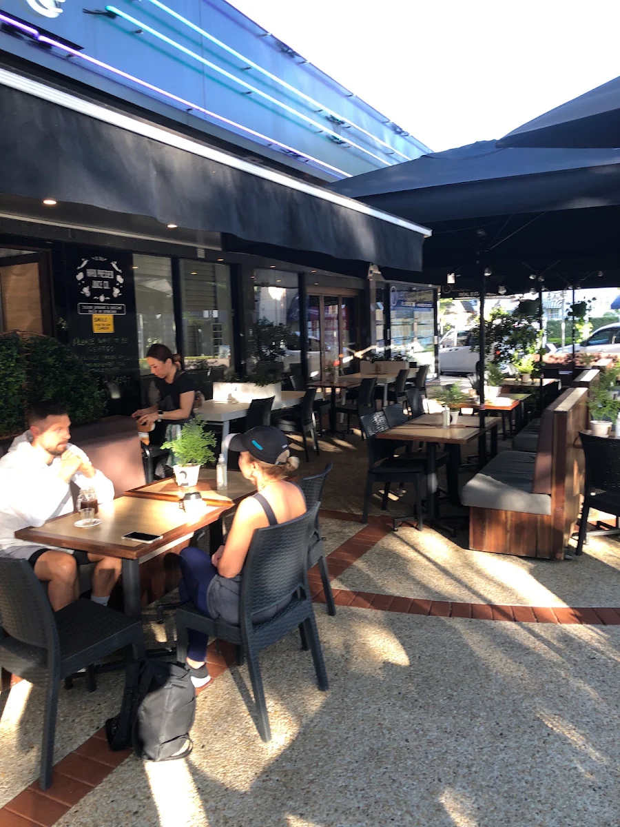 Vibe, Hard Coffee