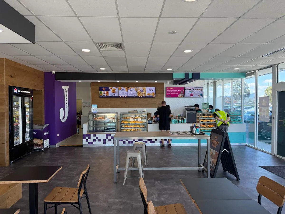 Vibe, Cinnabon Canning Vale