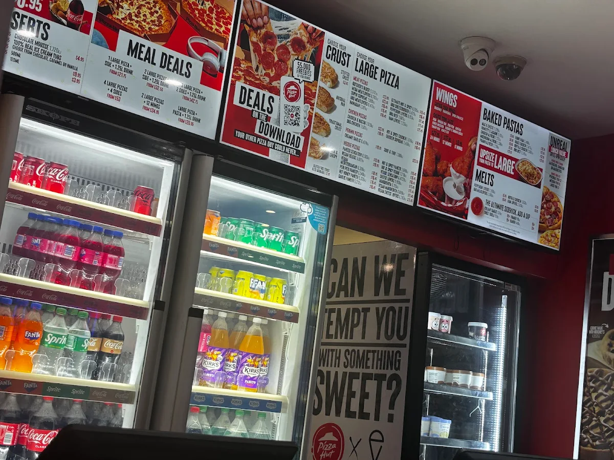 Menu, Pizza Hut Broadbeach