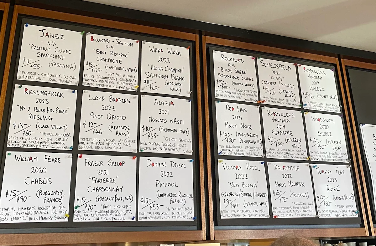 Menu, Victory Hotel