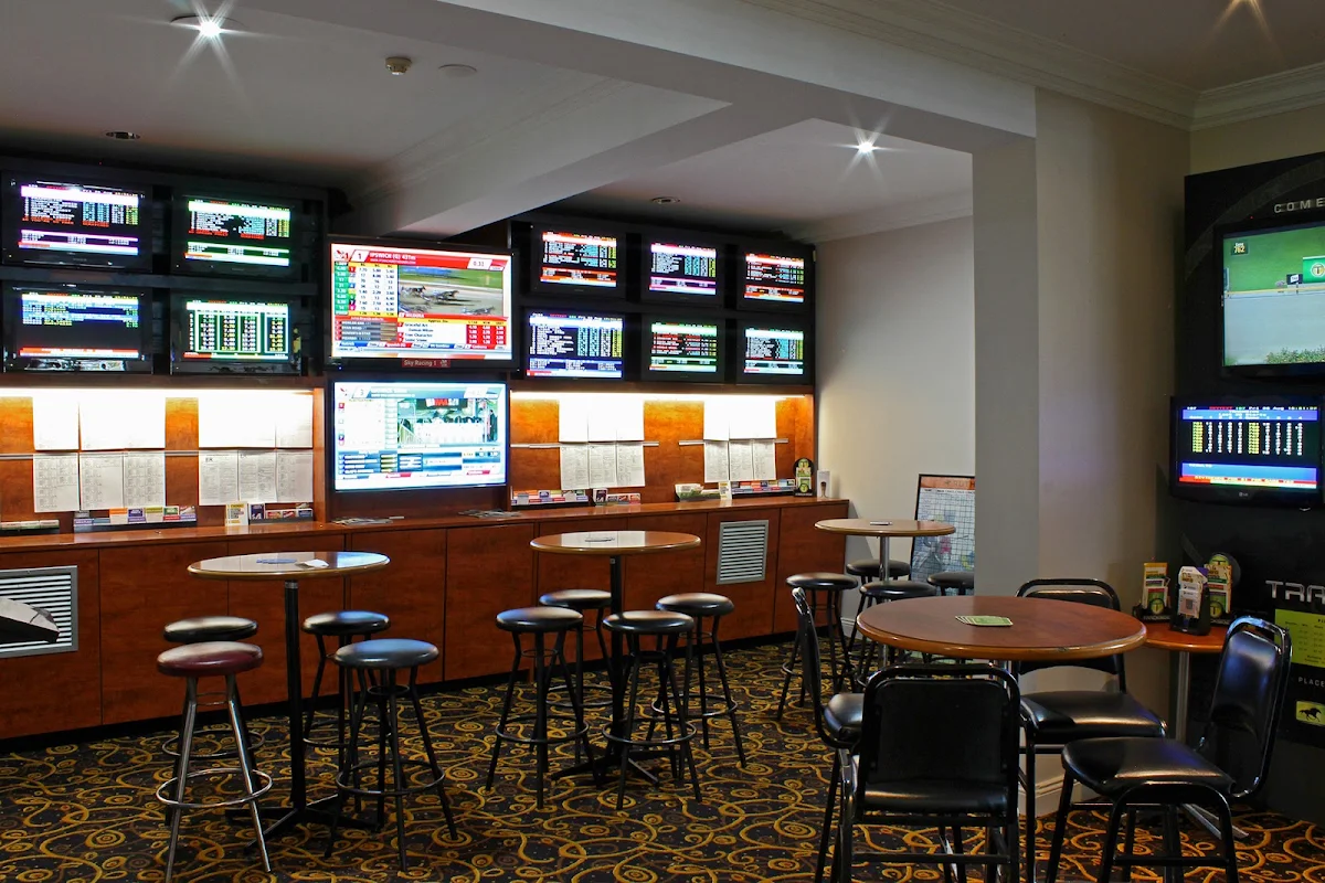 Vibe, The Rutherford Hotel