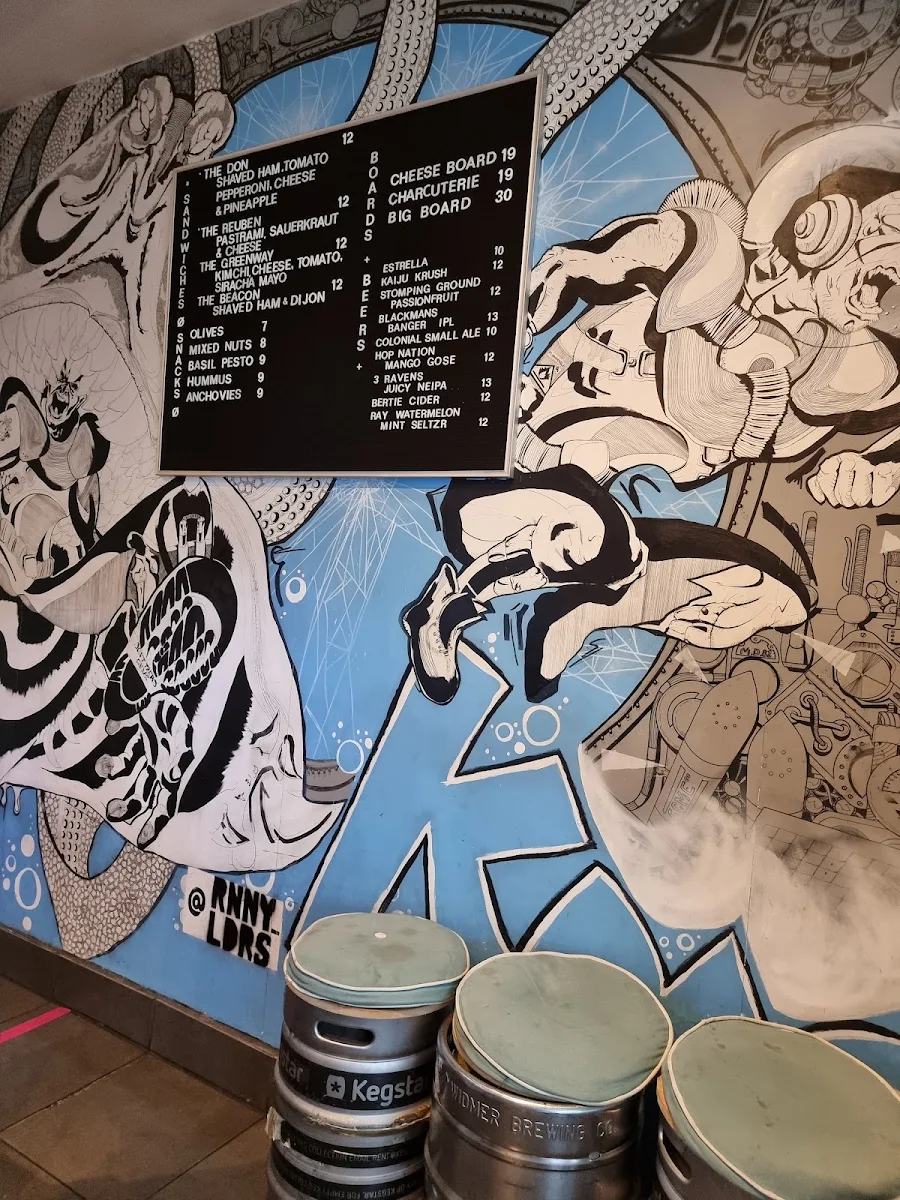 Menu, Jungle Boy